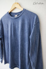 Load image into Gallery viewer, MAMA CLAUS Mineral Washed Long Sleeve Graphic