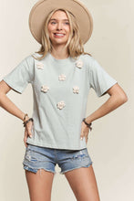 Load image into Gallery viewer, SOLID SHIRT W/PEARL ACCENT FLOWER PATCH- LET3629