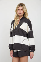 Load image into Gallery viewer, WIDE STRIPE HALF ZIP LONG SLEEVE KNIT TOP
