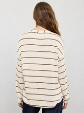 Load image into Gallery viewer, STRIPE LONG SLEEVE CUFFED RELAXED KNIT TOP
