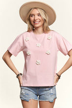 Load image into Gallery viewer, SOLID SHIRT W/PEARL ACCENT FLOWER PATCH- LET3629

