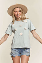 Load image into Gallery viewer, SOLID SHIRT W/PEARL ACCENT FLOWER PATCH- LET3629
