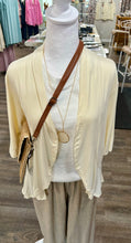 Load image into Gallery viewer, Quarter sleeve Cardigan
