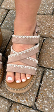 Load image into Gallery viewer, Bethany Wedge Shoe
