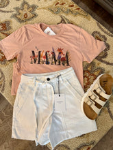 Load image into Gallery viewer, Mama Flower Tee

