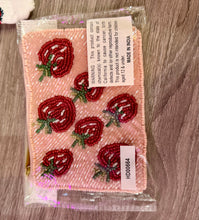 Load image into Gallery viewer, Beaded Coin Purses
