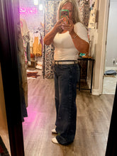 Load image into Gallery viewer, Low rise Baggy (Just Black) jeans

