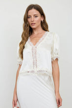 Load image into Gallery viewer, SATIN LACE TRIM V NECK PUFF SLEEVE BLOUSE
