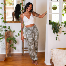Load image into Gallery viewer, Tuscany Harem Pants with Pockets
