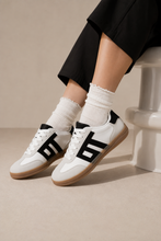 Load image into Gallery viewer, Retro Court Stripe Lace Up Sneakers
