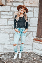 Load image into Gallery viewer, KanCan Mom Jeans
